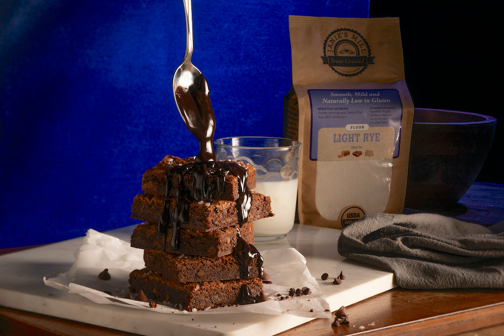 Rye Brownies – Janie's Mill
